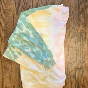 American Eagle Girls TieDye Sweatshirt size XS